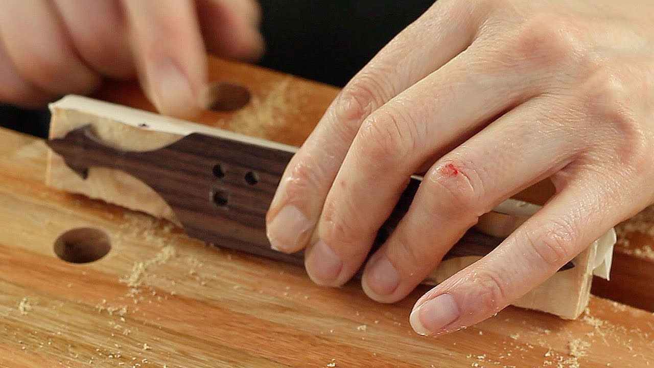 Restoring an antique parlour guitar part 21: Bridge clamping caul