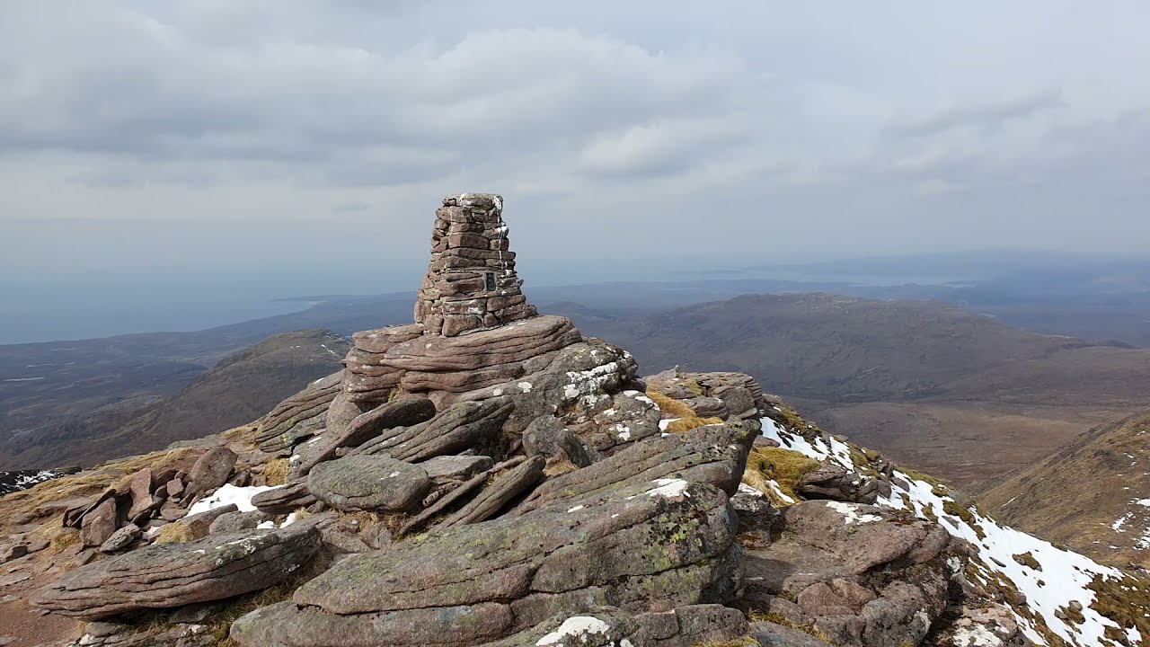 Tom na Gruagaich, Beinn Alligin, summit view