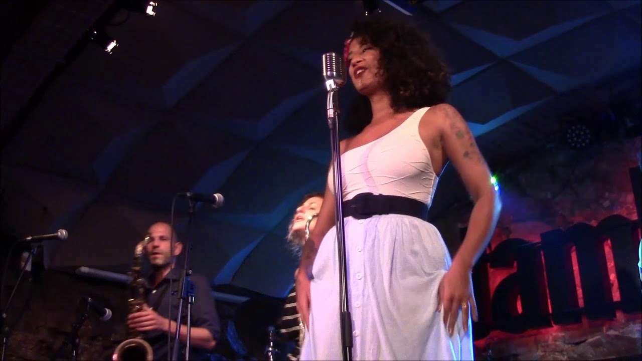THE BLACK BARBIES en el Jamboree, setembre 2018