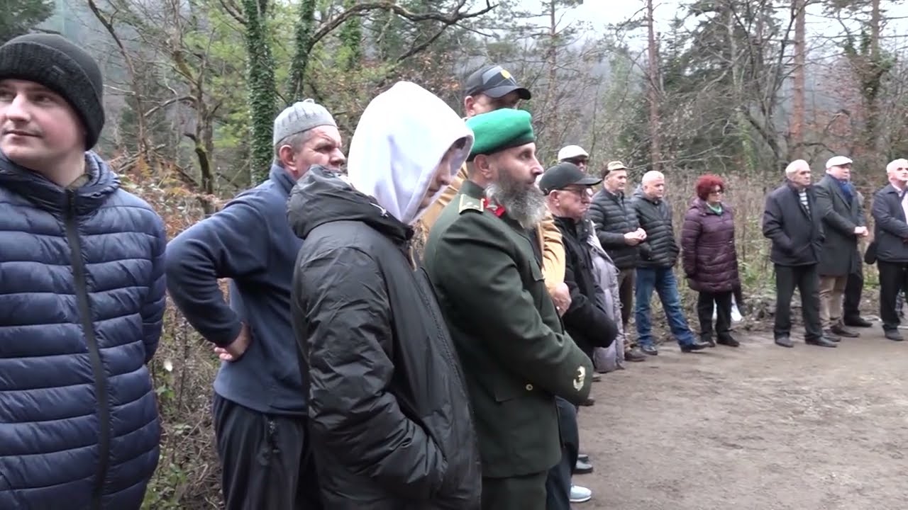 Hronika: Zavidovići 301 - Na lokaciji logora u Kamenici obilježena godišnjicu stradanja logoraša