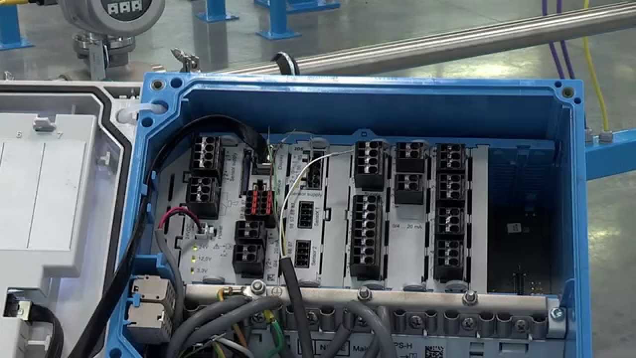 Commissioning a Dissolved Oxygen Probe to the CM44 Transmitter