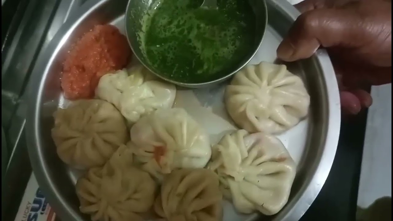 आटा और मैदा का स्वादिष्ट व फेमस 