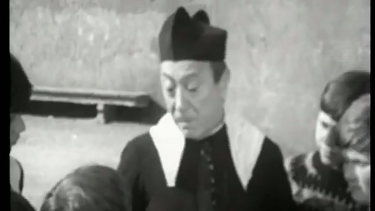 Erminio Macario nello sketch comico 