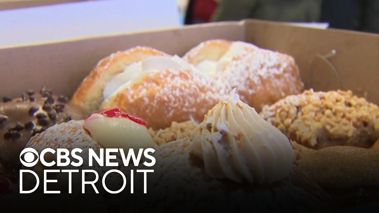 Paczki Day treats; search continues for suspect in fatal shooting; other top stories