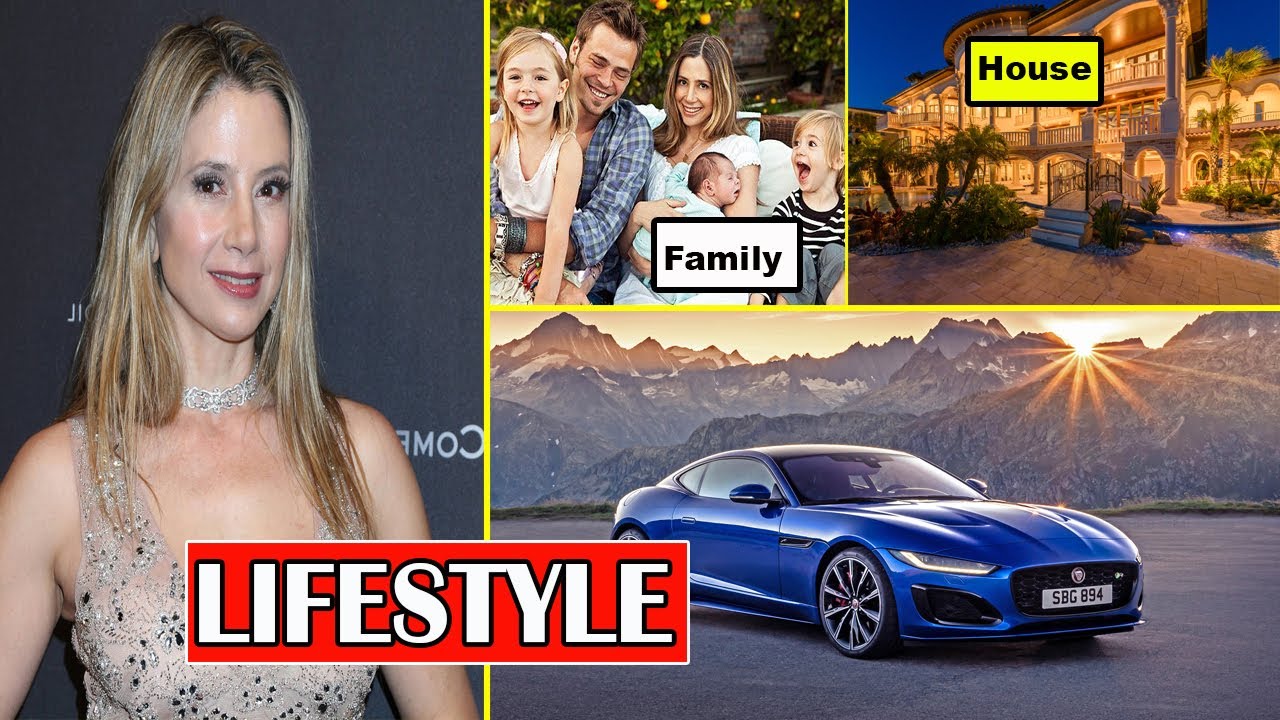 Mira Sorvino's Lifestyle ★ 2020 | New Boyfriend | House | Car