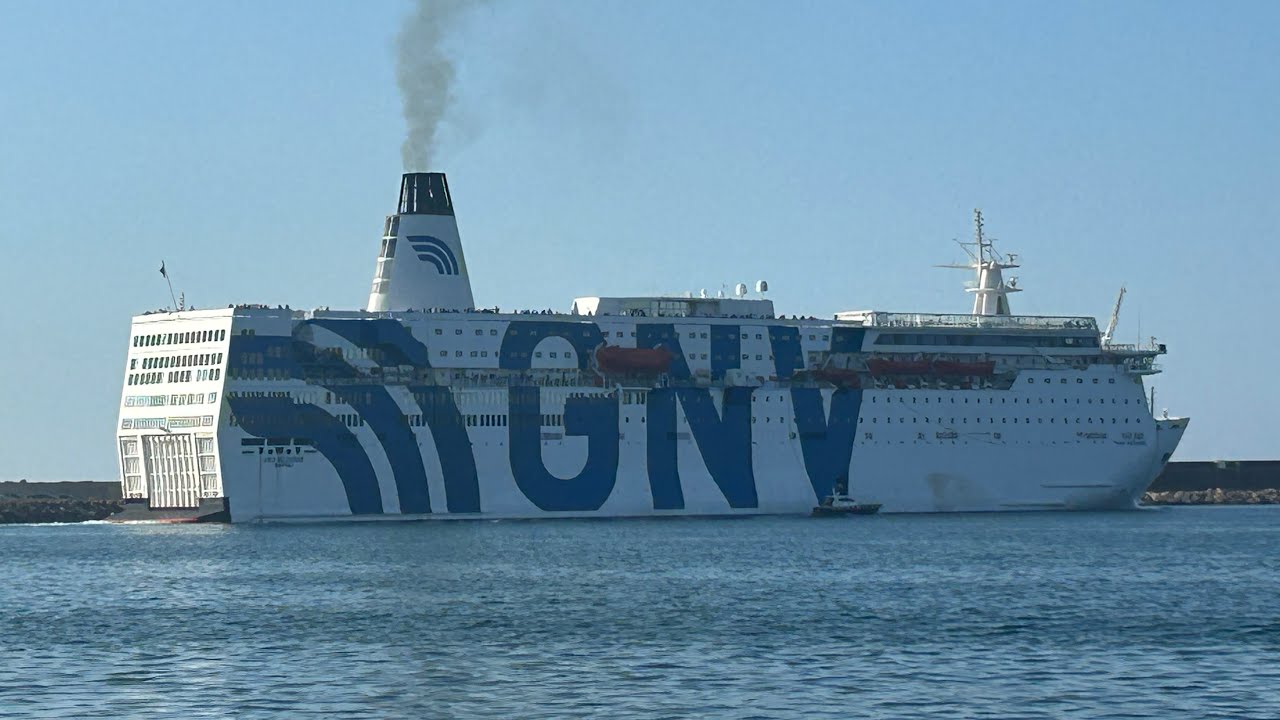 GNV AZZURRA | partenza da Porto Torres