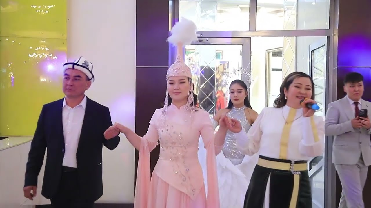 «Эненин ыры – кызын турмушка узатуудагы унутулгус учур»