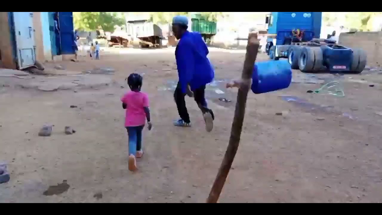 la petite Aïcha et djokalani