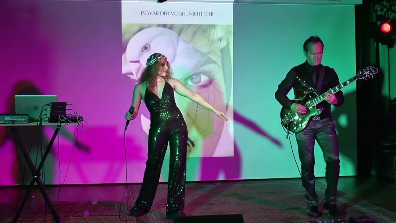 Laura Korinth @ Volksbühne, Grüner Salon