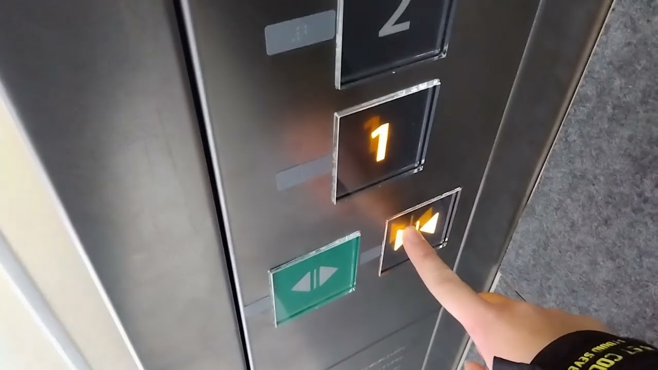 (4階アナウンス付き!!)FLAT小平のフジテックエレベーターに乗ってみた！(右側編)