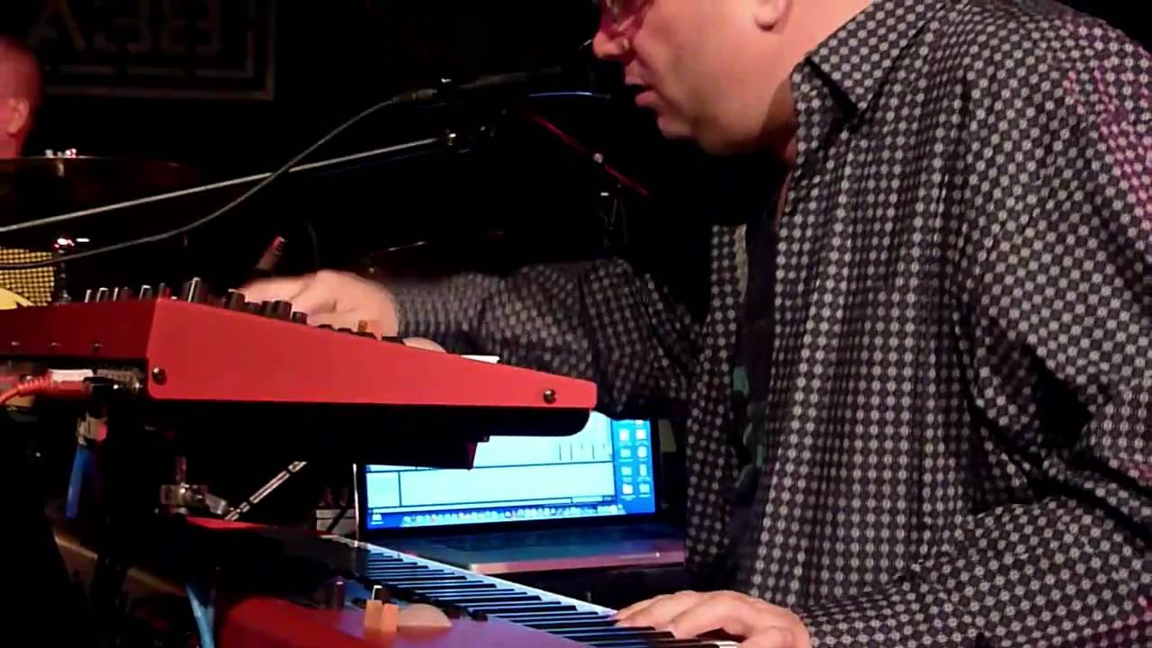 HQ Kinsey, Willis, Borlai. Trio A38-on 