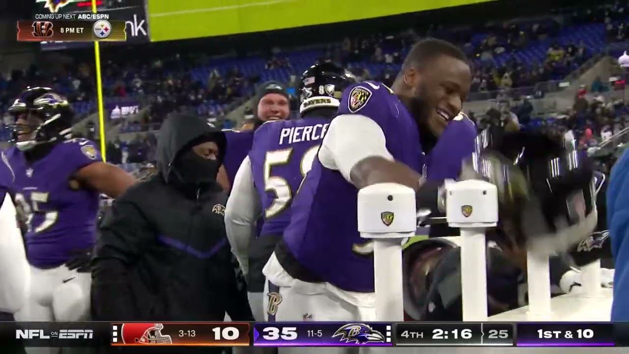 Ravens players surround Michael Pierce after his interception 🤣  NFL on ESPN.mp4