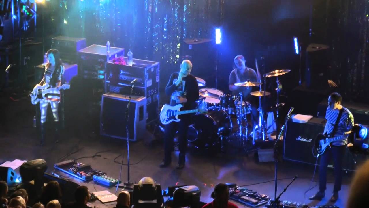 Smashing Pumpkins - Bullet With Butterfly Wings