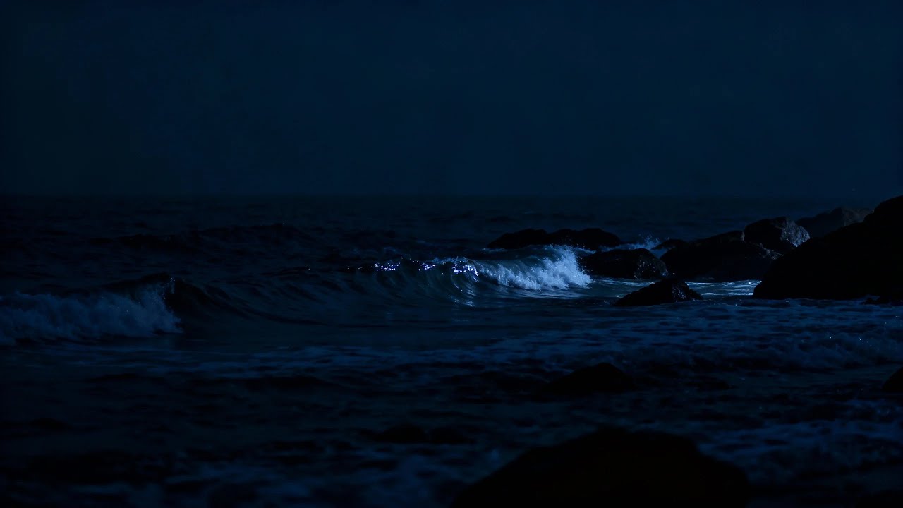 Dark Screen Rolling Waves for Better Night Sleep