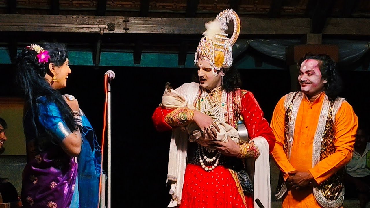 लोकांका नाटकाक कसा थांबवचा ह्या उदय मोर्याक बरोबर माहीत हा 🤣🎨 खरच अप्रतिम विनोद बुद्धी 👍🎉☺️