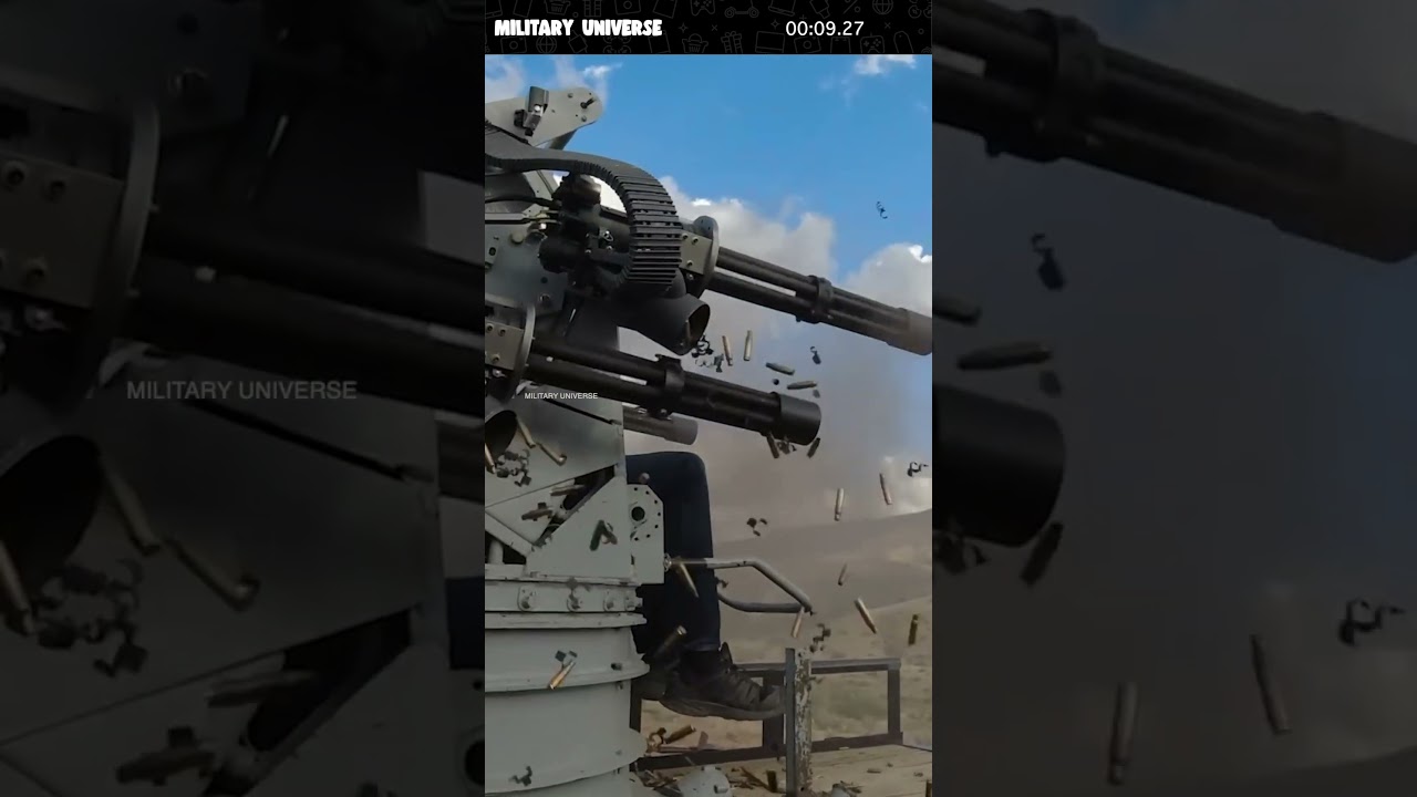 Бесчисленные гильзы: демонстрация боевой стрельбы из минигана M134 🔥💥