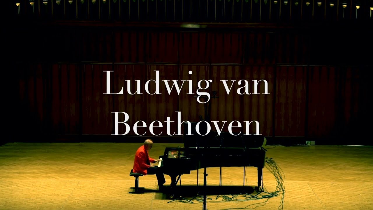 Pianist Giovanni Bellucci records Beethoven's 32 sonatas