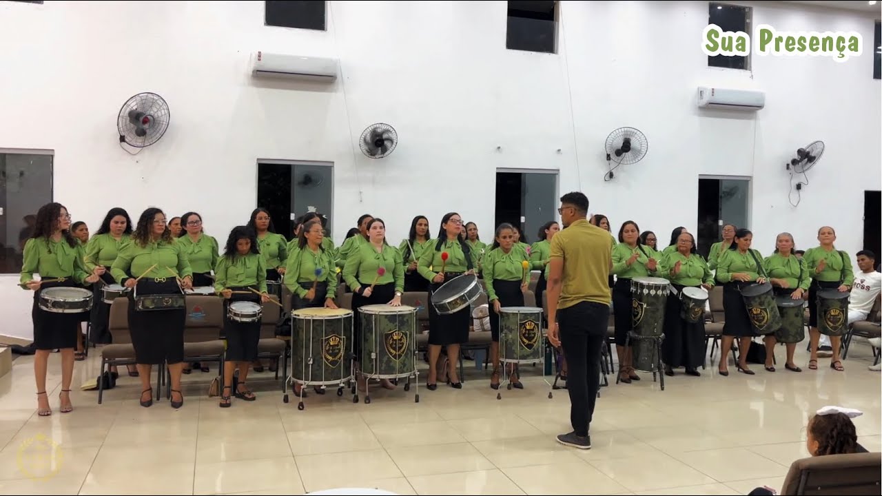 Sua Presença - Banda Filhas do Rei