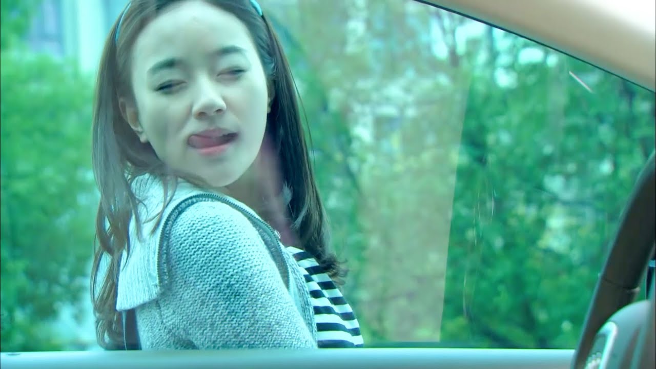 霸總20年不近女色，唯獨對這個在他車窗外照鏡子的女孩一見鐘情，開啟瘋狂追求！