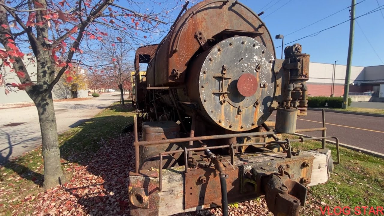 0-4-0 Porter Tank Engine & 100 Sub Special