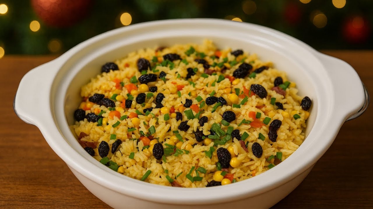 UN ARROZ  NAVIDE&Ntilde;O DELICIOSO [Tocineta, Pimiento, Puerro Y Pasas]
