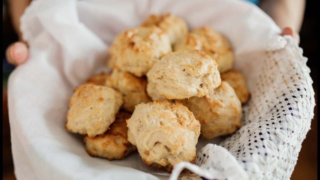 Galletas de Suero (Buttermilk Biscuits)