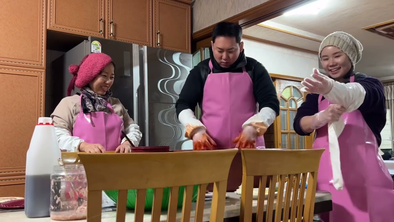 [Kimchi Warriors]편집 미루고 미루ㄷㅏ 드디어 완성한 얼렁뚱땅 김치 만들기 | 시어머님과 남편과 함께 하는 김장 | 배추김치 만들기