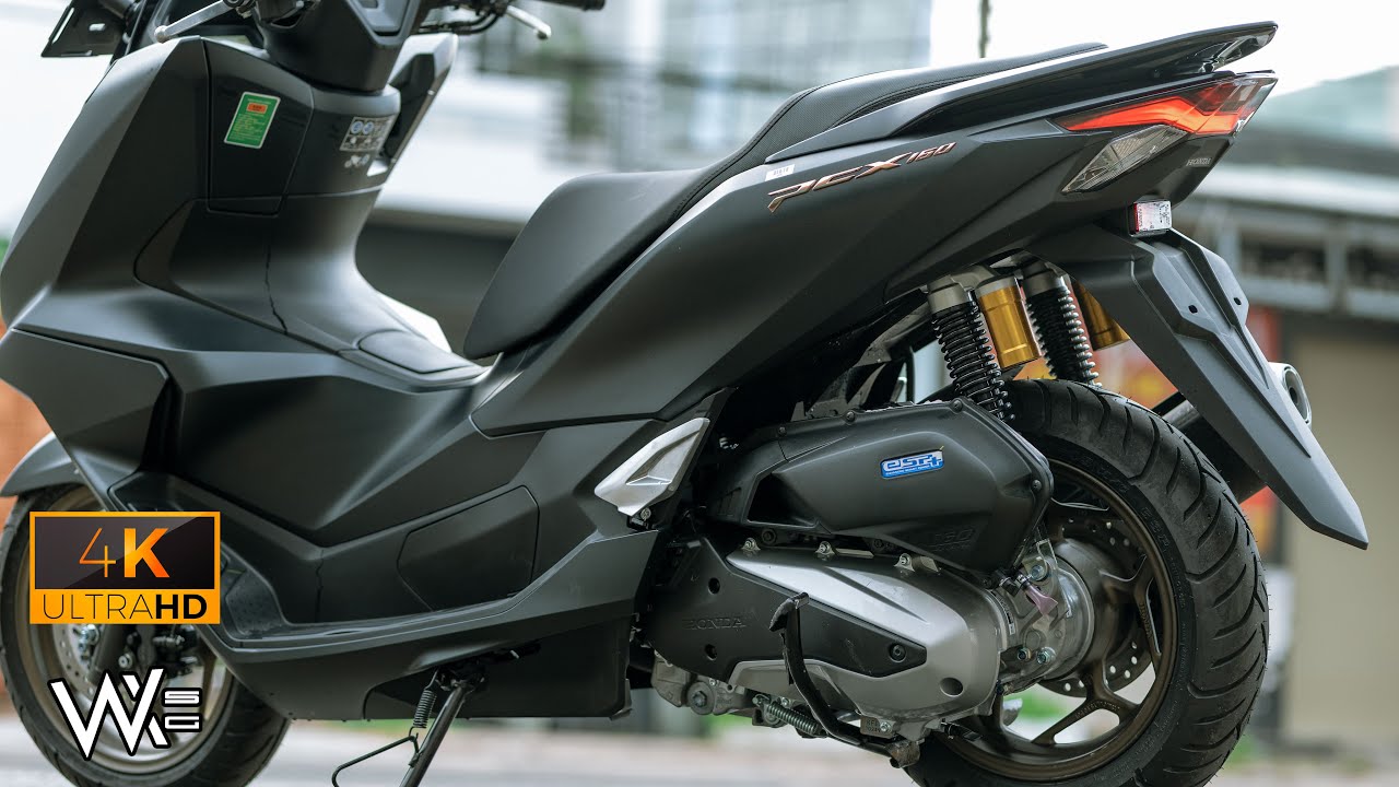 Honda PCX 160 Road-Sync Đen Nh&aacute;m / Walkaround