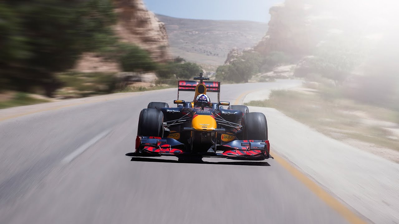 David Coulthard and The Team take an adventure in Jordan