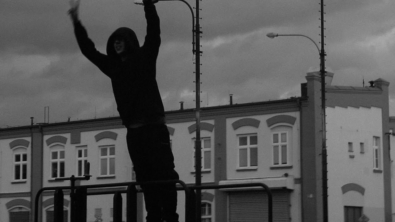 KRATOCHVÍL x HARTARISM x YUNG JEKINSE - IAMGOINGTOFREEYOU ( Official Video )