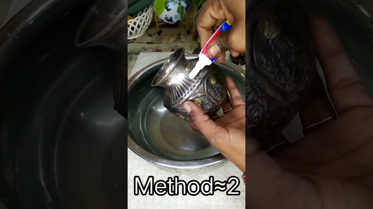 வெள்ளிபூஜை பாத்திரம் ஒரே நொடியில் பளபளக்க 3Easy Method🤩Silver Pooja Vessels Cleaning🤩Instant shining