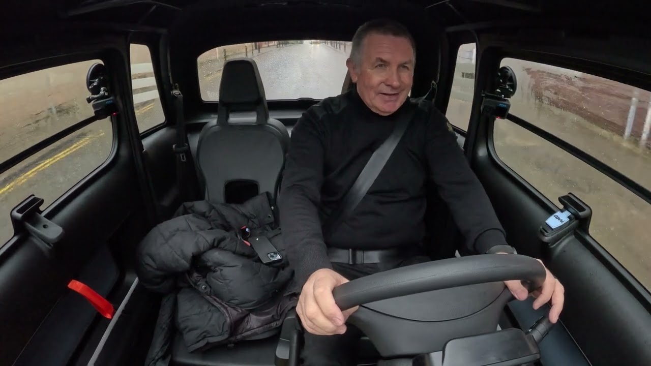 Driving My New Citroen Ami in on the shocking roads in De Preston