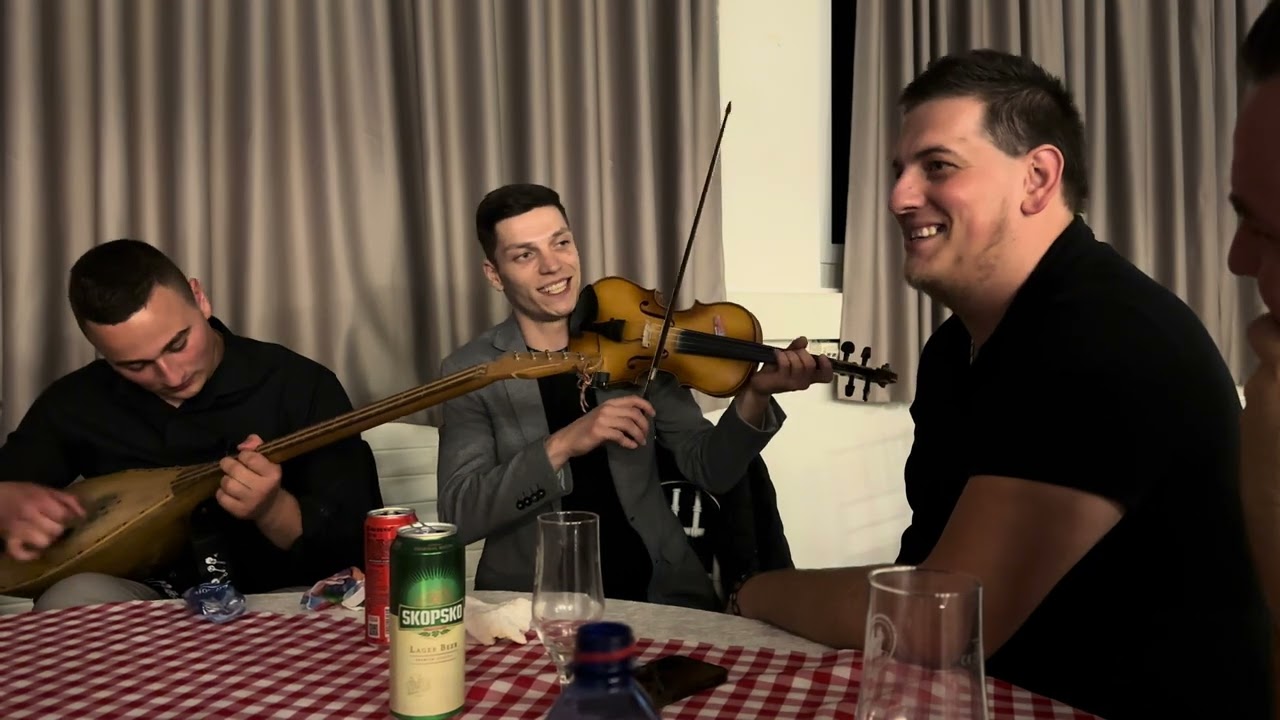 Momačke Tajne - Kad ja vidim zgodnu zenu