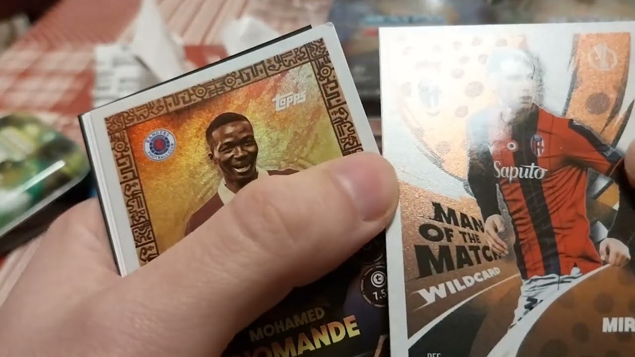 Apriamo 4 mini e 4 max tin box match attax 2025-2026 topps parte 1
