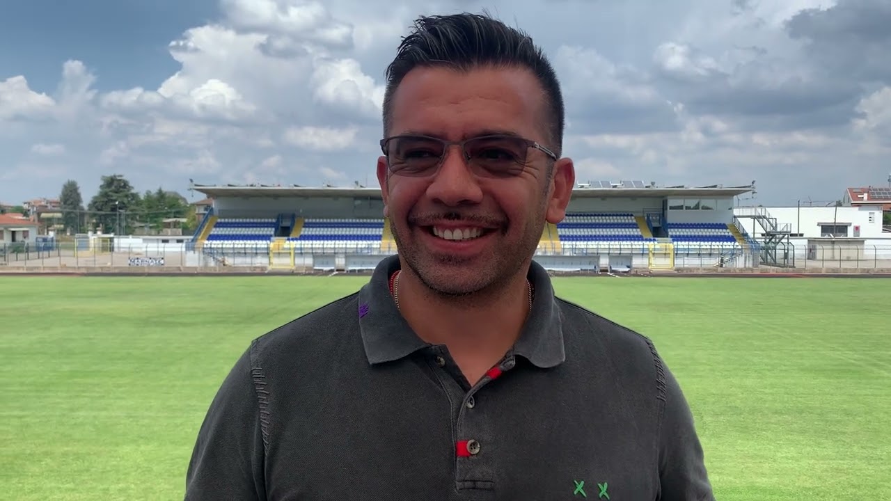 La presentazione di Mister Jorge Vargas