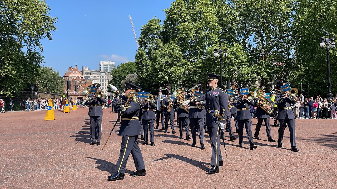 *RARE! DOUBLE RAF!* Changing the Guard London - 19.5.2024 March to the Palace