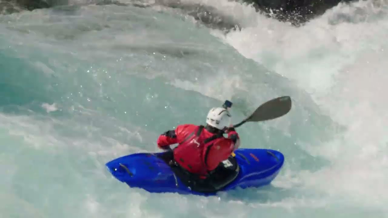 Ekstremsportveko 2023 - Kayaking in Raundalselvi.