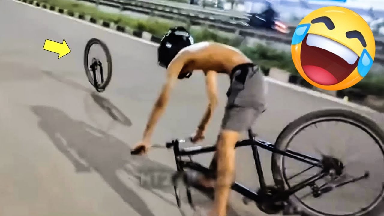 Best Funny Videos Of 2025 😂 TRY NOT TO LAUGH Funny Videos #18