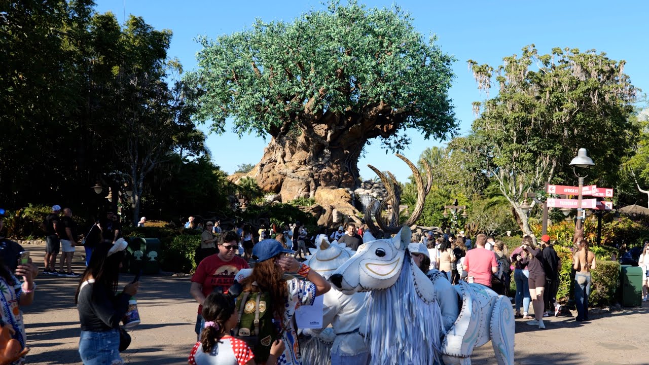 Disney's Animal Kingdom 2025 Merry Menagerie & Holiday Decorations in 4K | Walt Disney World Florida
