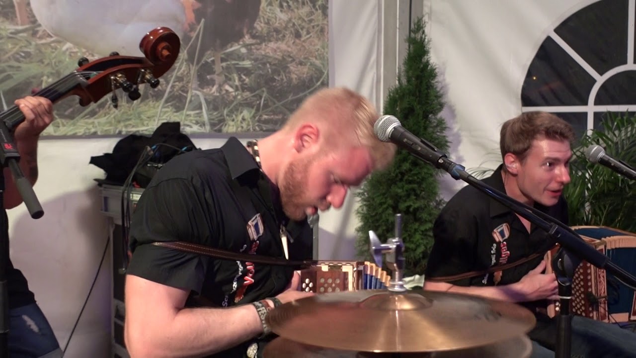 Schwyzerörgeli-Trio Vollgas - «Vollgas»