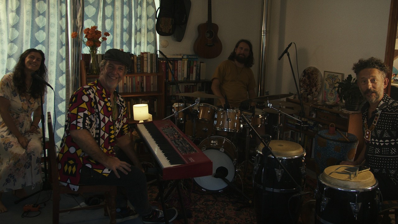 Live from the archive: Episode 09 (Featuring Siliolbé)