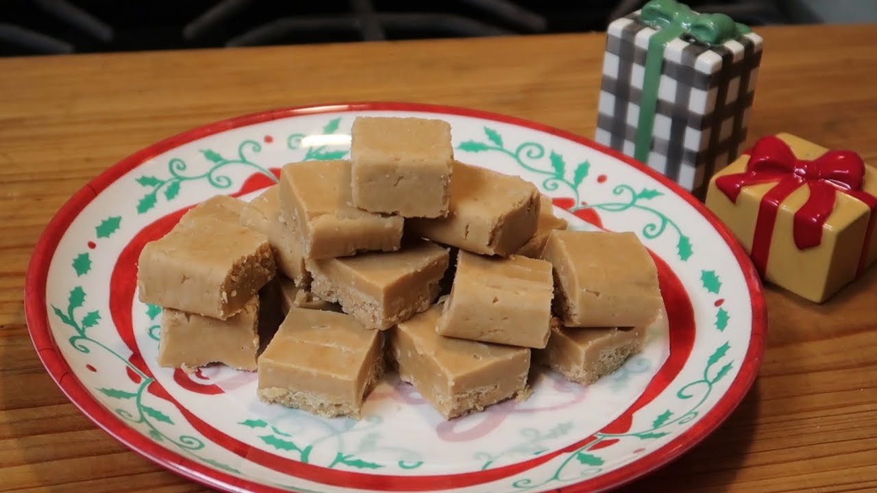 Christmas Peanut Butter Fudge (Microwave Method)
