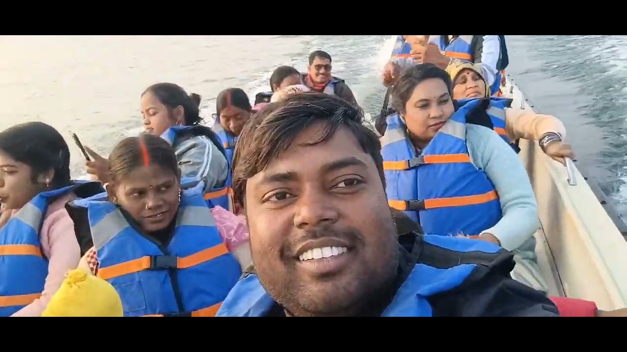 Full masti with family #Boating #new #viral #reels #india #bts #magic #youtube #shorts #vlog 