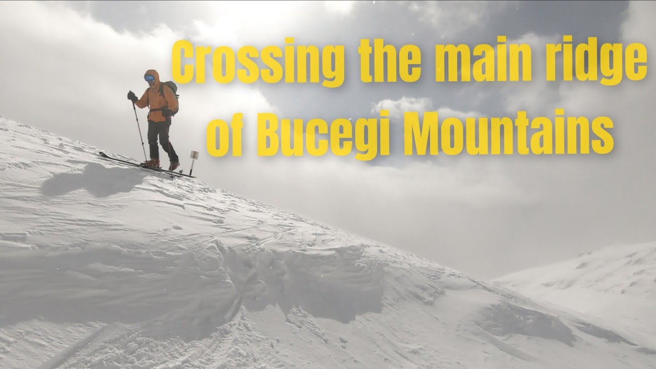 Crossing the main ridge of Bucegi Mountains | Ski Touring