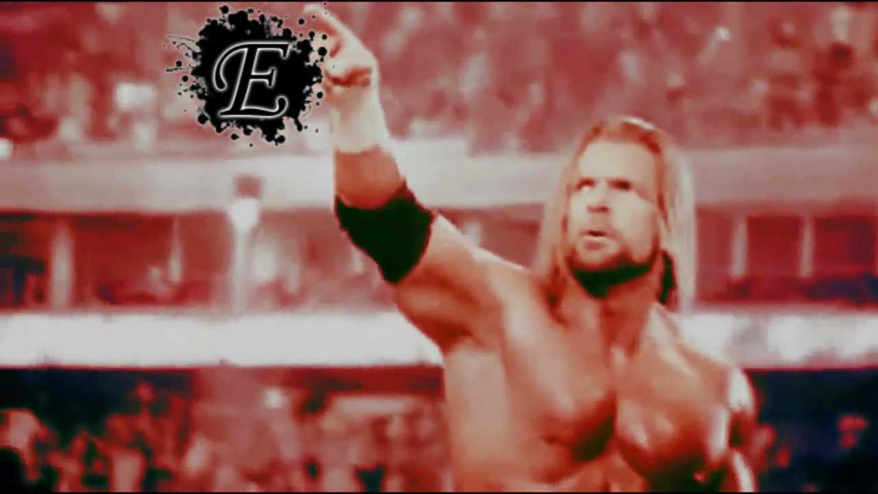 E - (Cm Punk/Triple H) MashUp - ♪♫Cult Of The Game♫♪