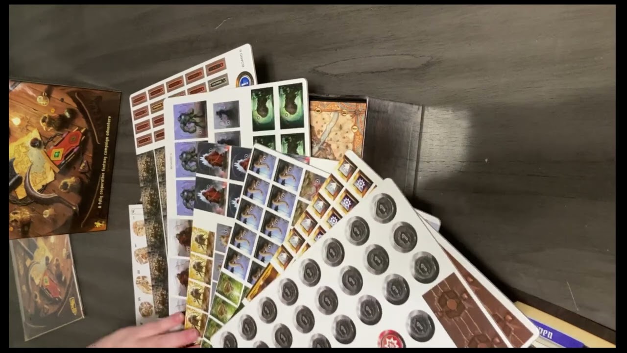 Gloomhaven: Jaws of the Lion Unboxing
