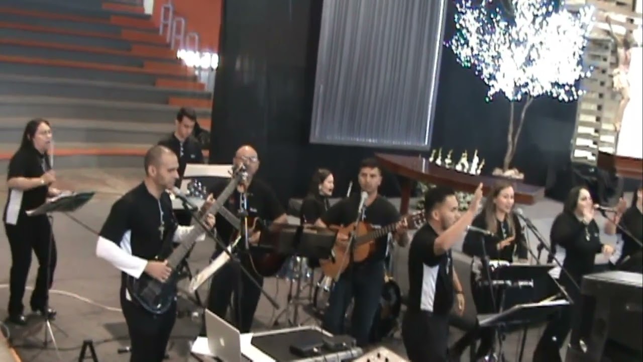 POPURRÍ DE ALABANZAS DE GOZO 2 de 3 -  Coro Tierra Santa