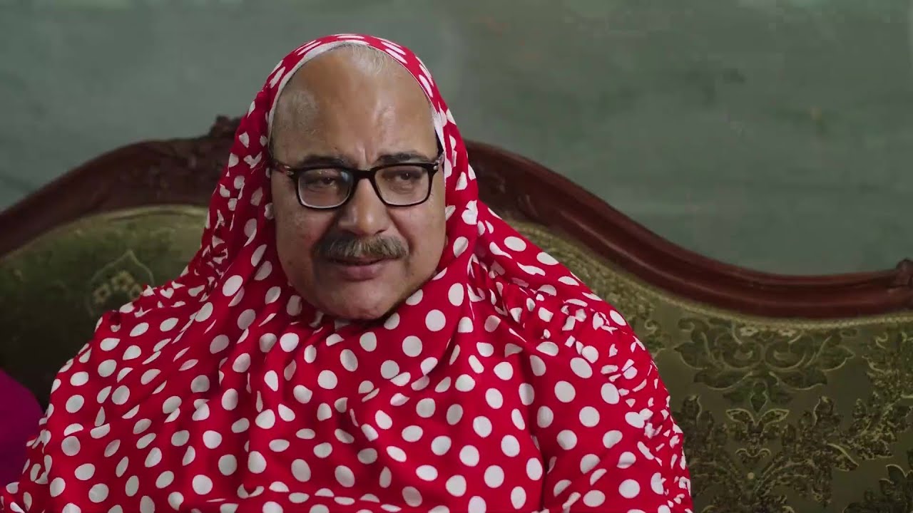 شوف الدكتور ربيع عمل ايه عشان الكبير ميعرفوش 