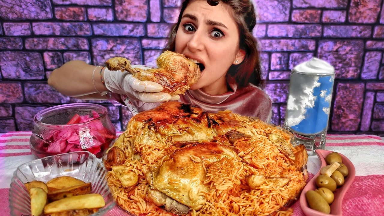 تحدي اكل مقلوبة الدجاج الغريبه على طريقتي! #تحدي_المقلوبة