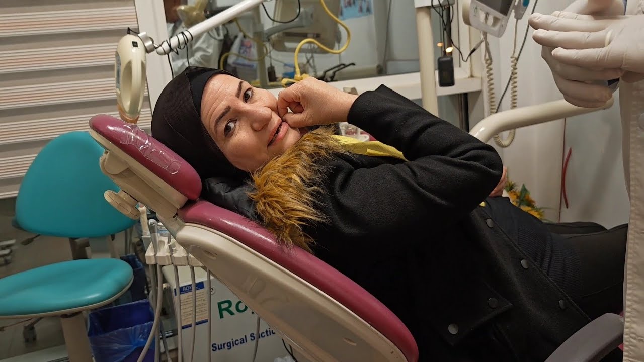 صحيت من النوم على مصيبة و نزلت جري للدكتور😭 حسبي الله في كل ساحر و حاسد
